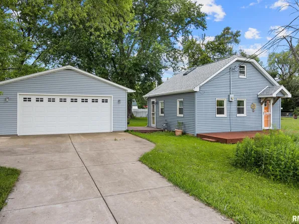 125 22nd St, East Peoria, IL 61611