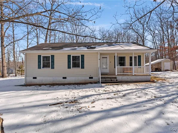 908 Chestnut Ave, Mineral, VA 23117