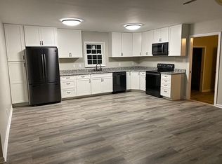 5992 Richfield Ave, Hope Mills, NC 28348