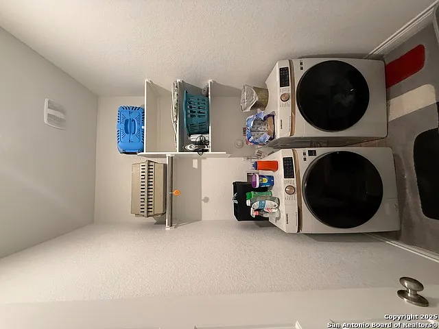 2216 Prado Dr — Photo 10
