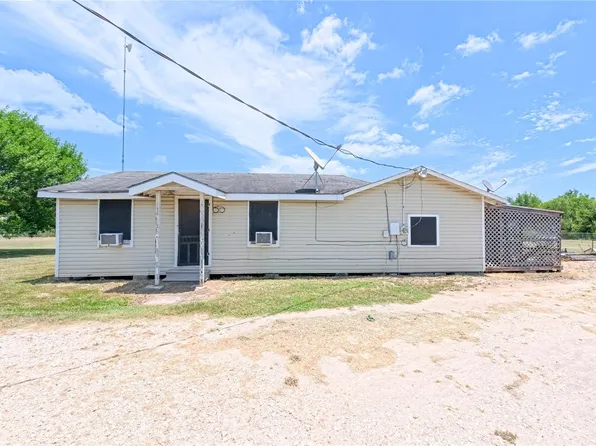 1520 Hilltop Rd, East Bernard, TX 77435