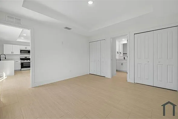 835 Palomino St E — Photo 17