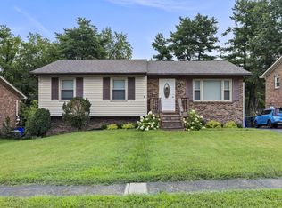 423 Monticello Blvd, Lexington, KY 40503