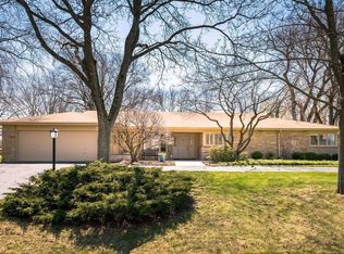 175 W Blackhawk Rd, Milwaukee, WI 53217