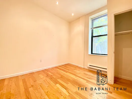 Rented by Highline Residential | media 25