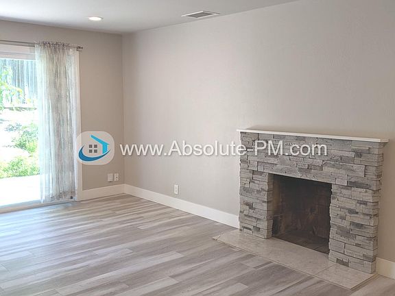 4th image of 5221 Calistoga Way