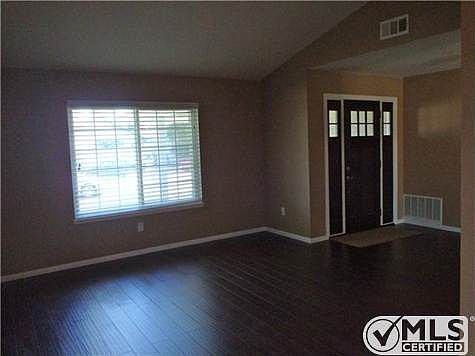 5th image of 2048 Vera Ln