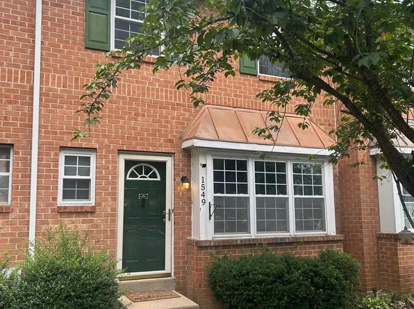 1549 S Coventry Ln, West Chester, PA 19382
