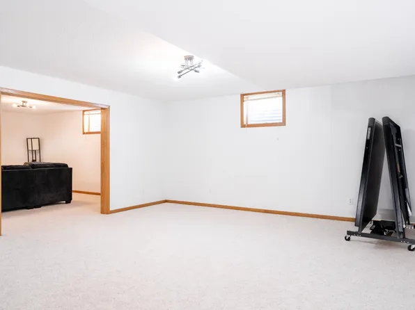 613 Fruitdale St, Spearfish, SD 57783
