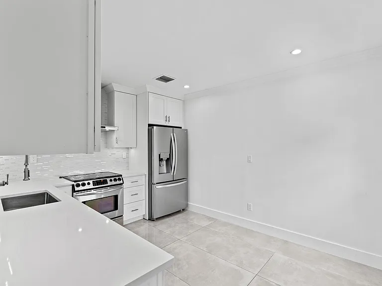 4112 Garden Ave #A — Photo 8