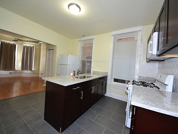 2nd image of 2918 S Emerald Ave #1F