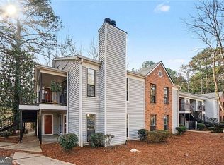 625 Windchase Ln, Stone Mountain, GA