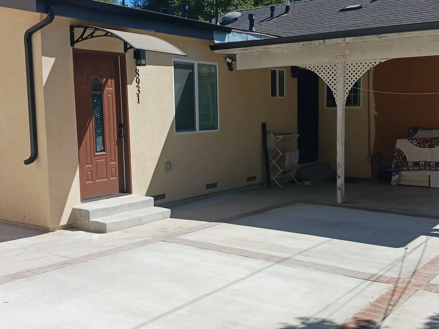 2 bed, 650 sqft, $2,500 — Photo 1