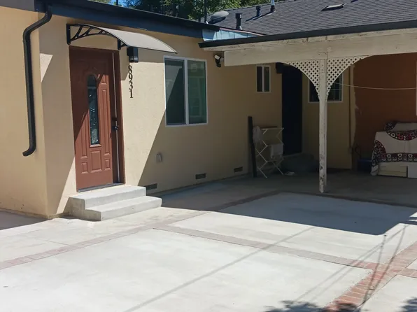 8931 Canby Ave, Northridge, CA 91325