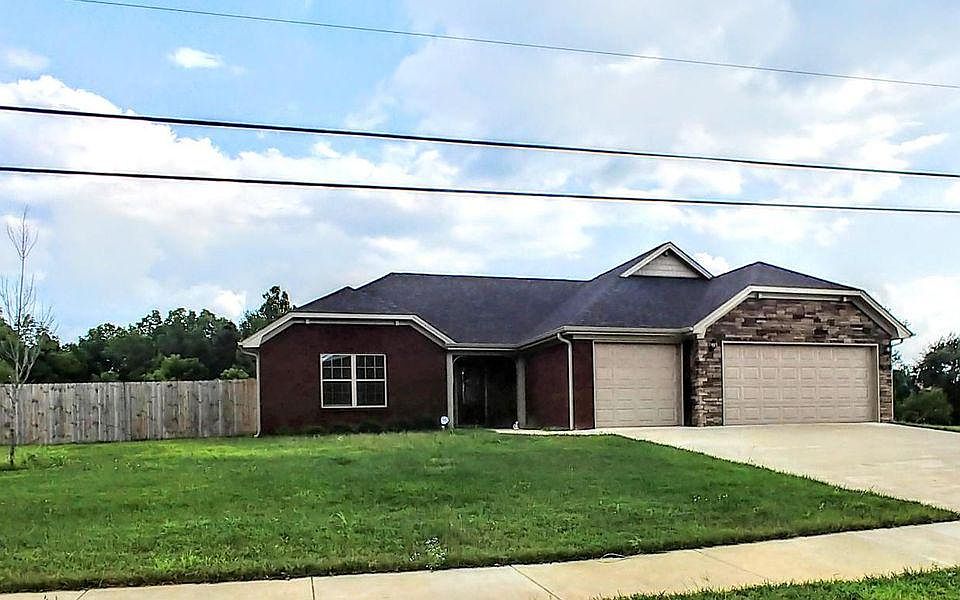 1st image of 130 Shirley Blvd