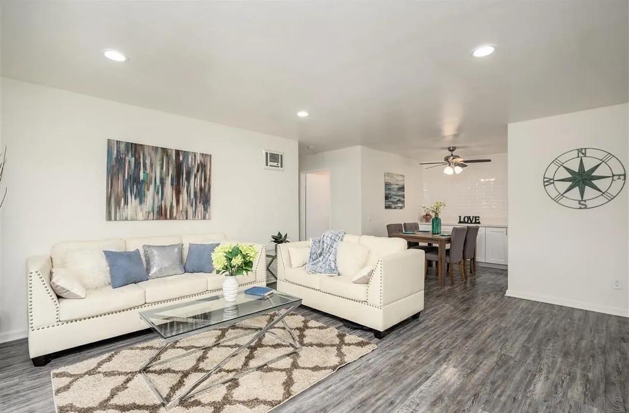 2 bed, 854 sqft, $2,650 — Photo 1