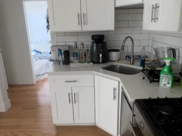 59 Hemenway St APT 2, Boston, MA 02115