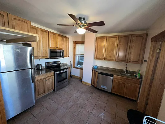 Rented by One Stop MultiService | media 8