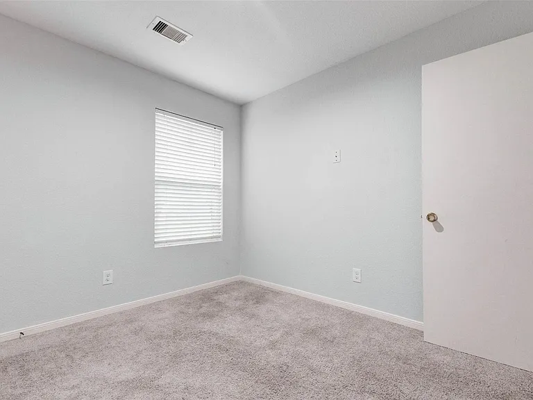 10627 Ince Ln — Photo 22