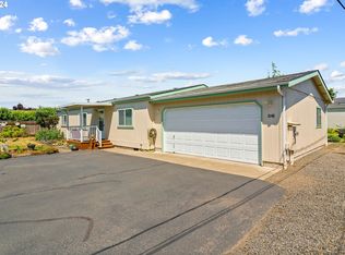 1048 S St, Springfield, OR 97477