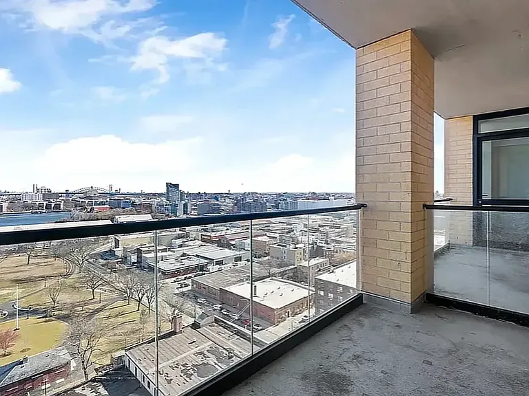 34-46 Vernon Blvd #W1501 — Photo 16