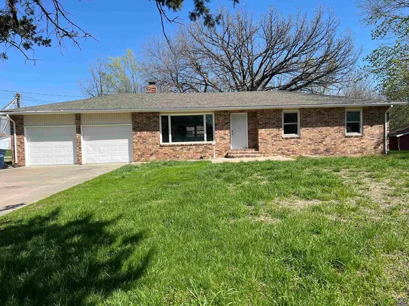 412 Lakin St, Osage City, KS 66523