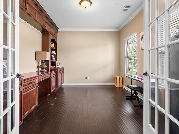 5th image of 6725 Pleasant Gate Ln