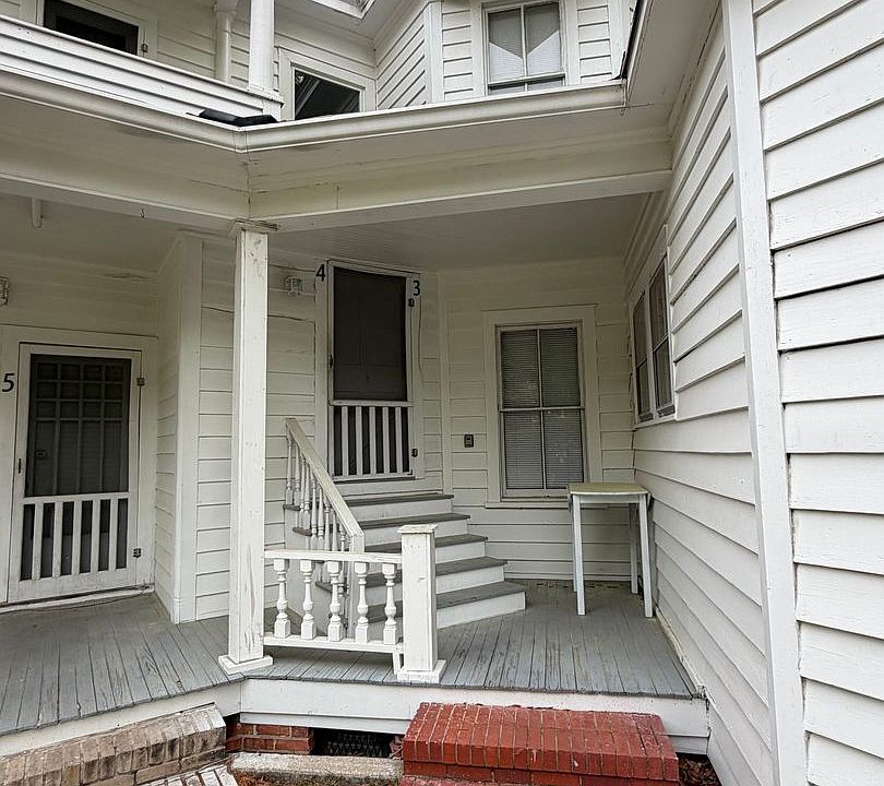 1st image of 113 Hillside Ave #4