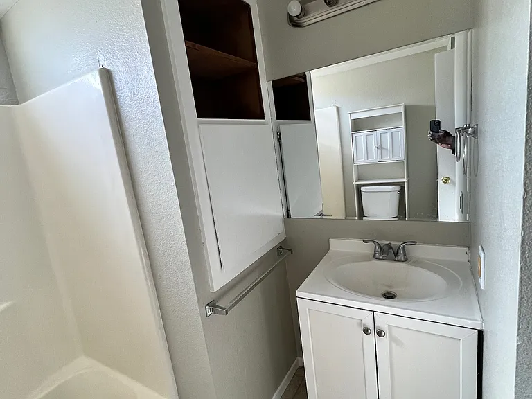 601 E Ridgecrest Blvd #D — Photo 17