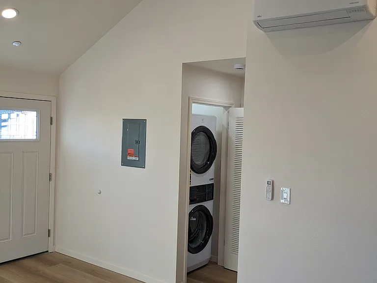 442 Harlan St — Photo 11