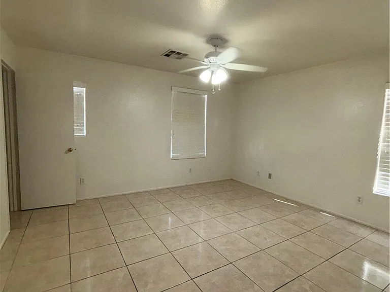 1265 Orchard View St — Photo 16
