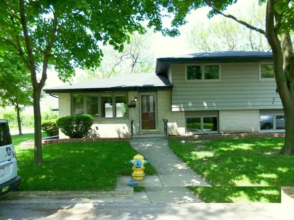 1848 W 172nd St, East Hazel Crest, IL 60429