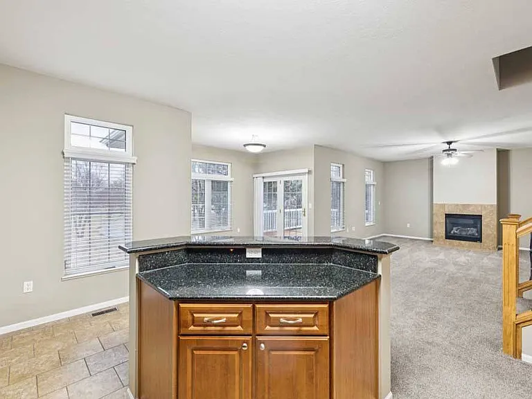 Stone Ridge Estates Apartments & Duplexes — Photo 170