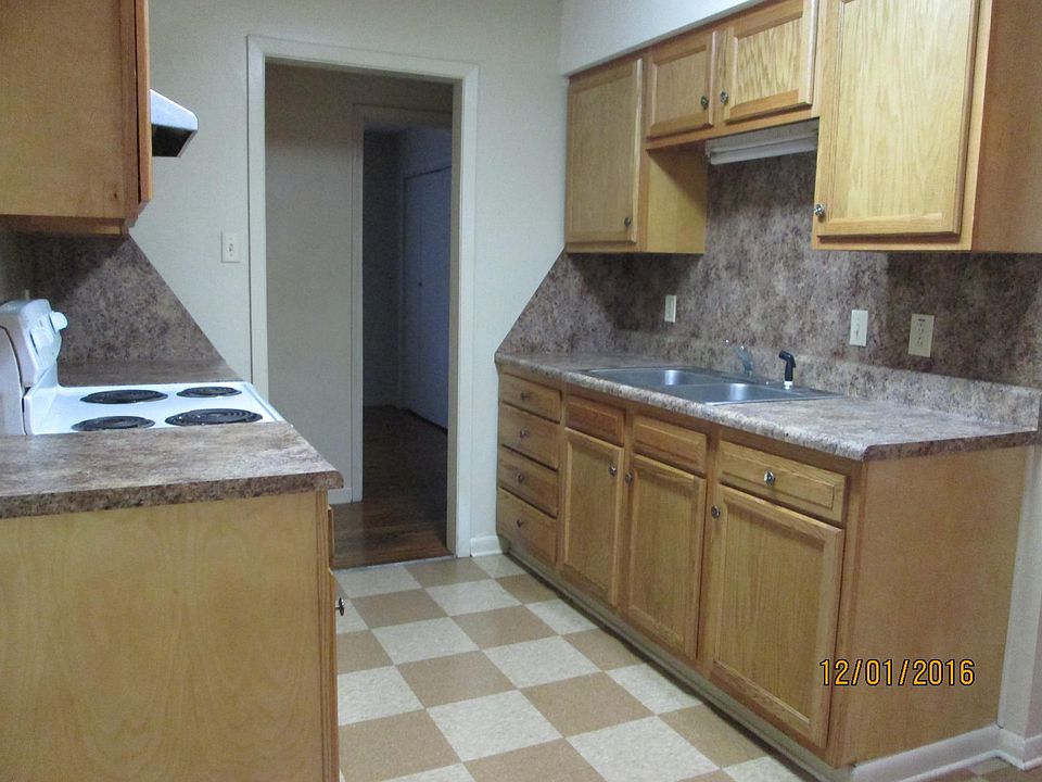 2nd image of 6200 Senate Dr
