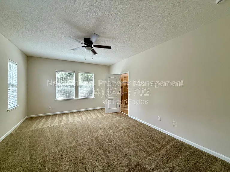 145 Woodfield Ln — Photo 25