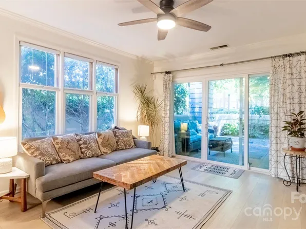 232 Queens Rd APT 49, Charlotte, NC 28204
