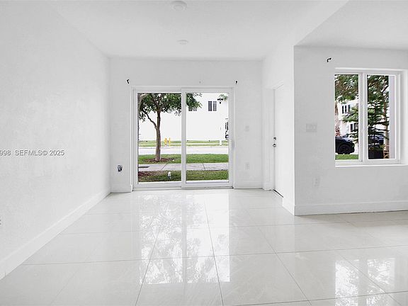 5th image of 14482 SW 259th St #0
