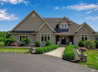 1361 Quaker Rd, Orchard Park, NY 14127