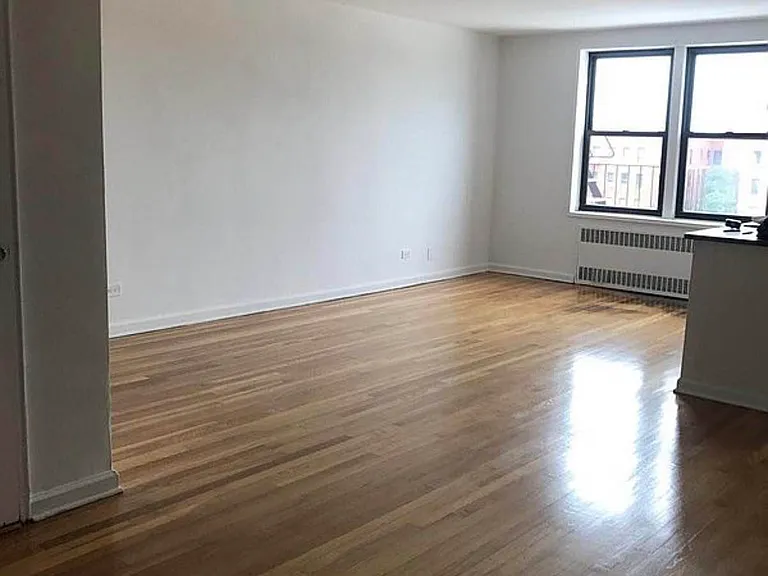 37-30 83rd St #6G — Photo 4