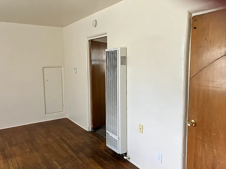 1903 Gold Ave SE #1 — Photo 9