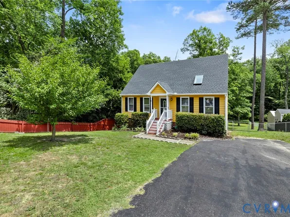 3111 Castlebury Dr, Chester, VA 23831