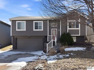 18681 Allan St, Omaha, NE 68135