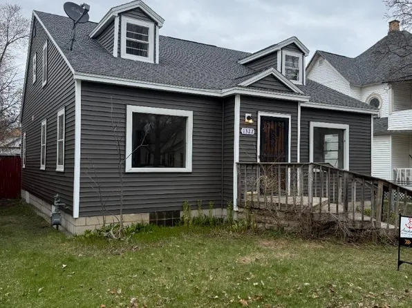 1322 Elizabeth Ave, Marinette, WI 54143