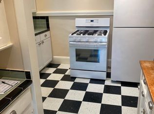 910 SE 37th Ave APT 302, Portland, OR 97214