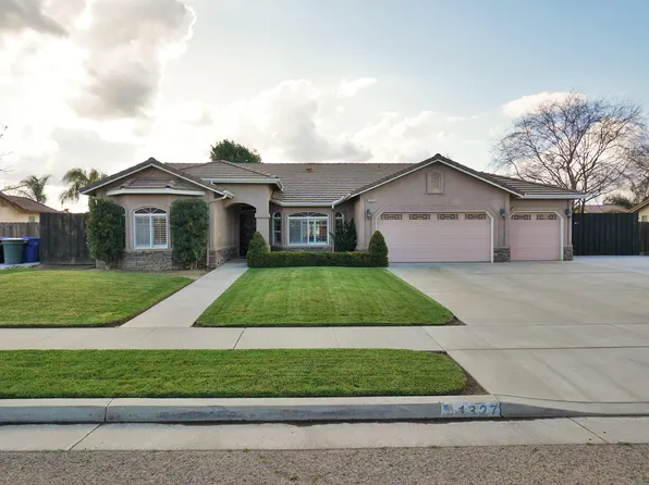 1327 Mission Drive, Lemoore, CA 93245
