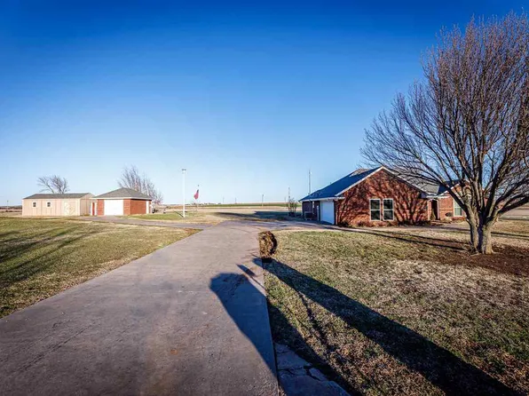 130 SE Lasso Loop, Lawton, OK 73501