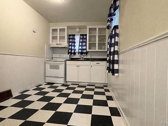 5th image of 5251 Neff Ave