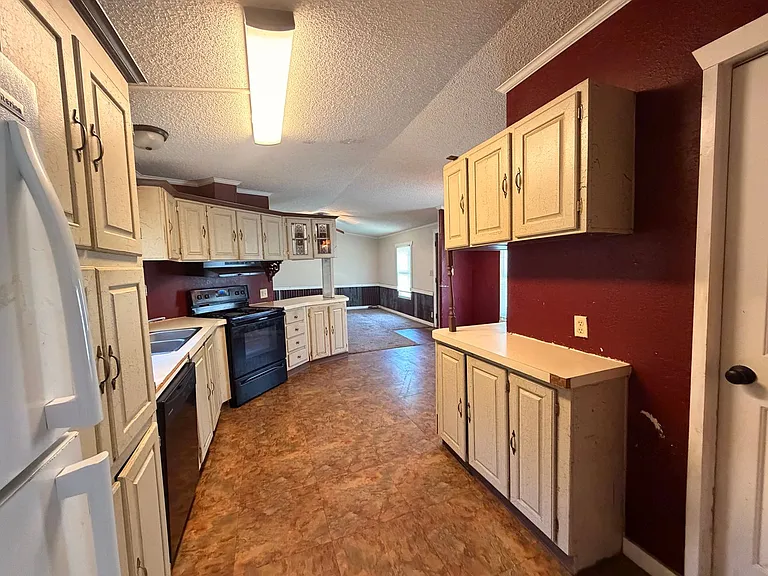 460 Crow Mountain Rd — Photo 8