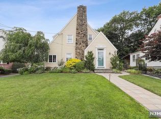 273 Clinton Pl, Hackensack, NJ 07601