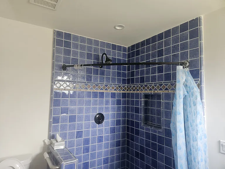 260 Mission Dr #1/2 — Photo 5